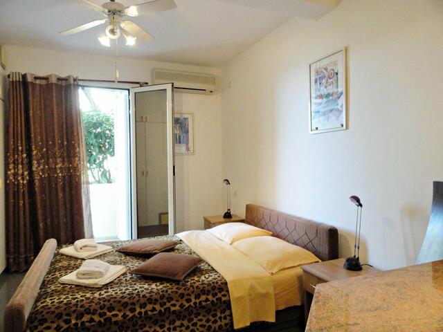 фото отеля Sun Rose Apartments изображение №33