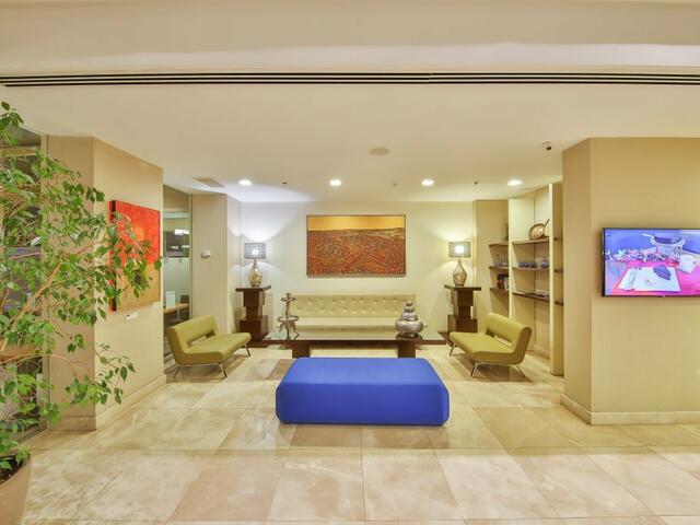 фотографии Ramada by Wyndham Istanbul Taksim (ex. Ramada Istanbul Taksim; Madison) изображение №4