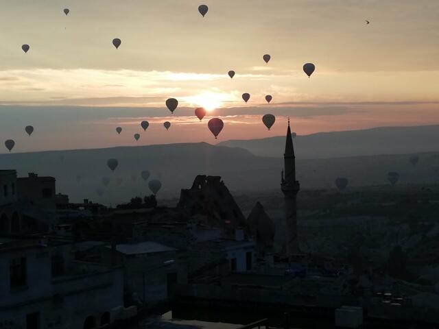 фото отеля Отель Cronos Cappadocia Uchisar изображение №1