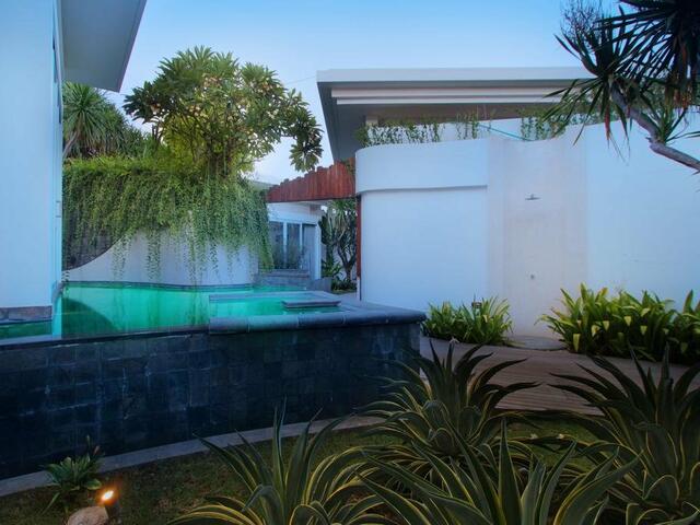фото отеля Taman Mesari Luxury Villas-Seminyak изображение №17