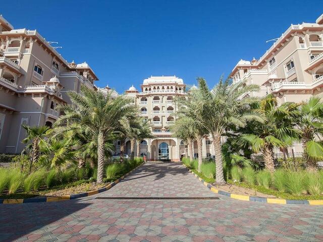 фотографии отеля Cresent Residence изображение №19