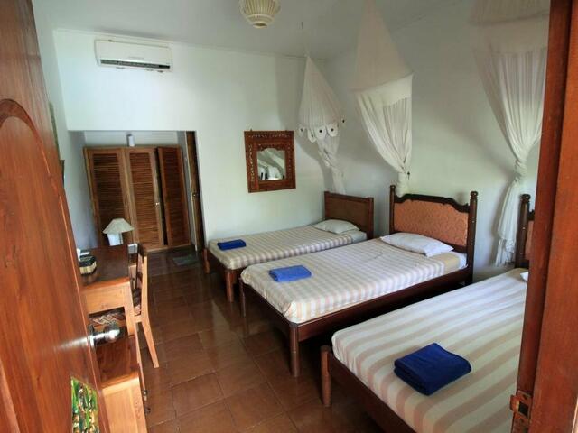 фото отеля Cafe Locca Hostel изображение №1
