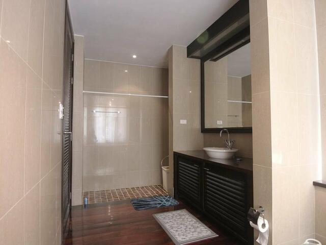 фотографии Loro Loco 2 изображение №20