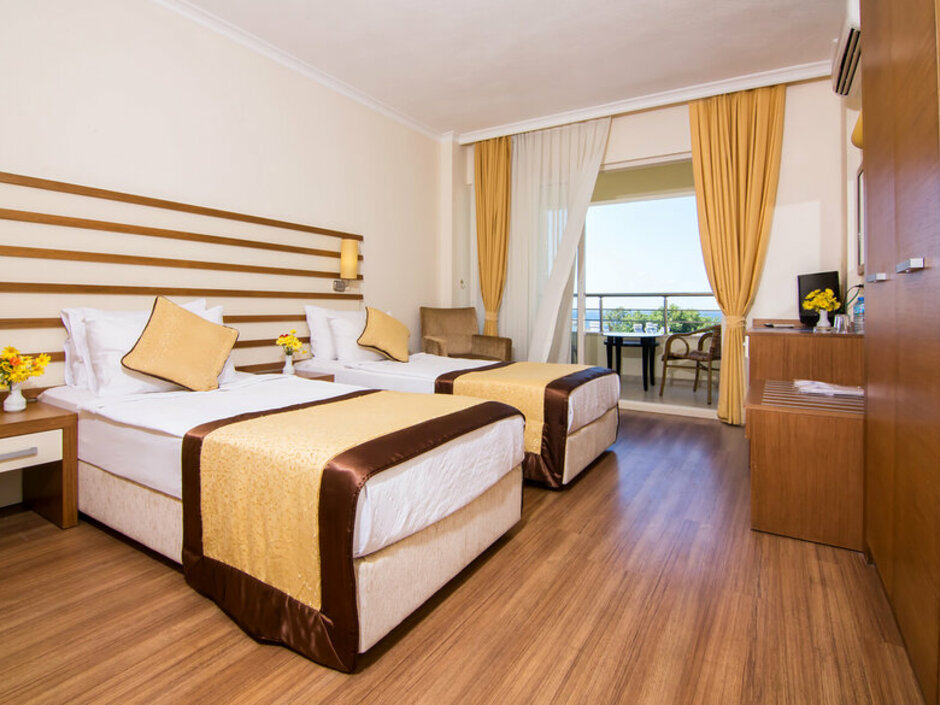 Akbulut hotel spa 4. Акбулут отель спа Кушадасы. Акбулут отель Кушадасы. Akbulut Hotel Spa 4 Турция Кушадасы.