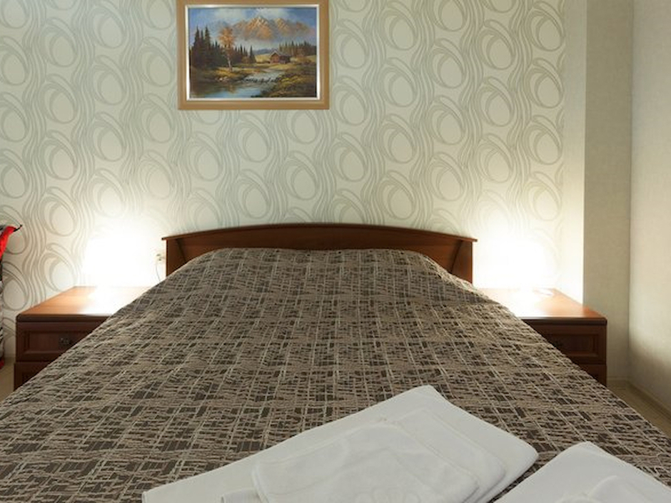 Гостиница хоста ялтинская. Санаторий аквамарин в сочи хоста. Гостиницы поселка хоста. Пансионат в хосте на 250 мест. Отель сопка хоста.