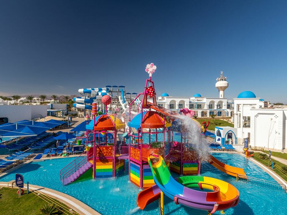 Cyrene grand. Fun&Sun Family Albatros Palace 5*. Альбатрос Палас Резорт 5 Шарм-Эль-Шейх. Египет Шарм Эль Шейх отель Альбатрос Палас. Альбатрос Резорт Шарм-Эль-Шейх 5.