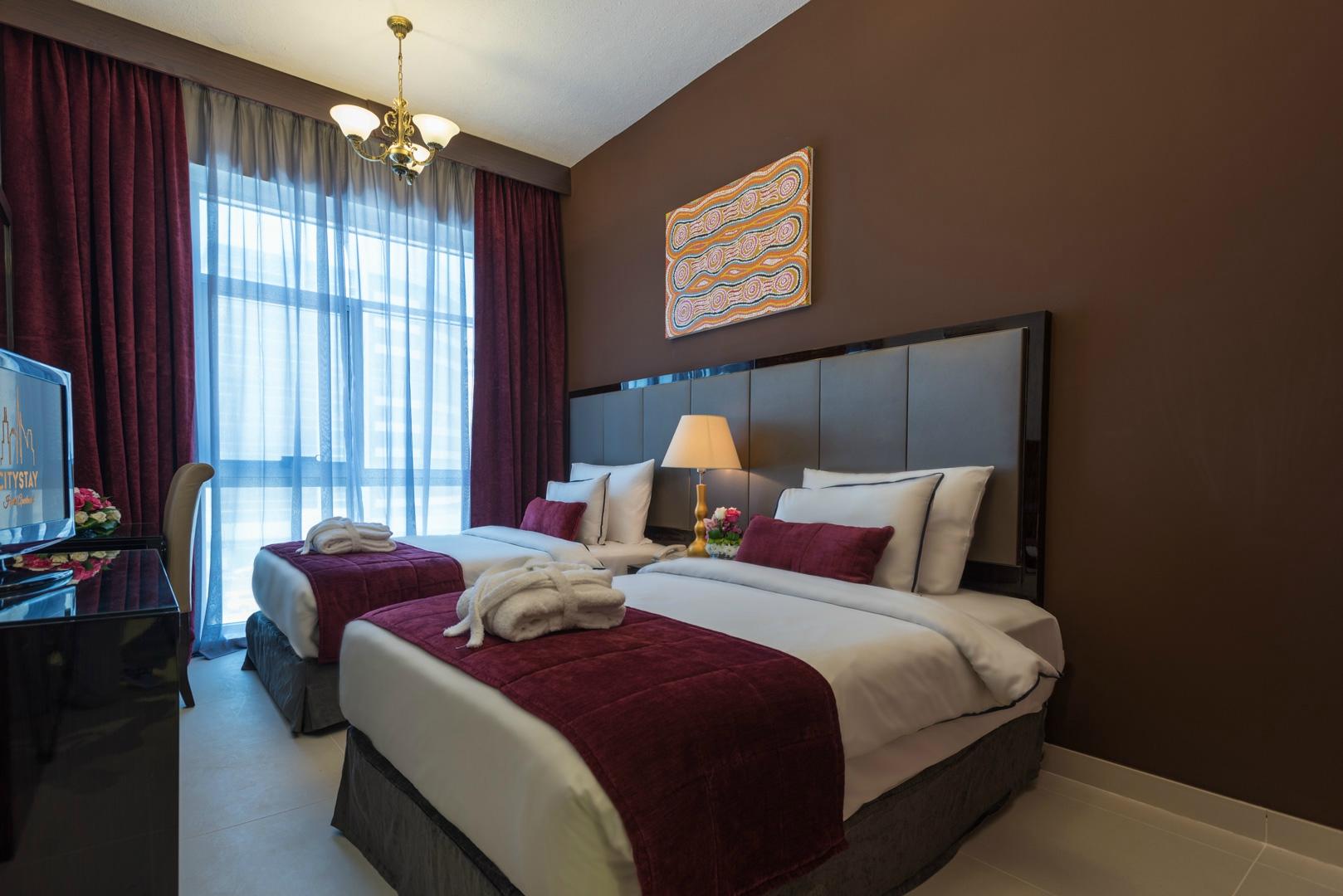 City stay hotel. City Premiere Hotel Apartments Дубай. Савой парк отель апартамент Дубай. Гостиница «City stay» в Алматы.