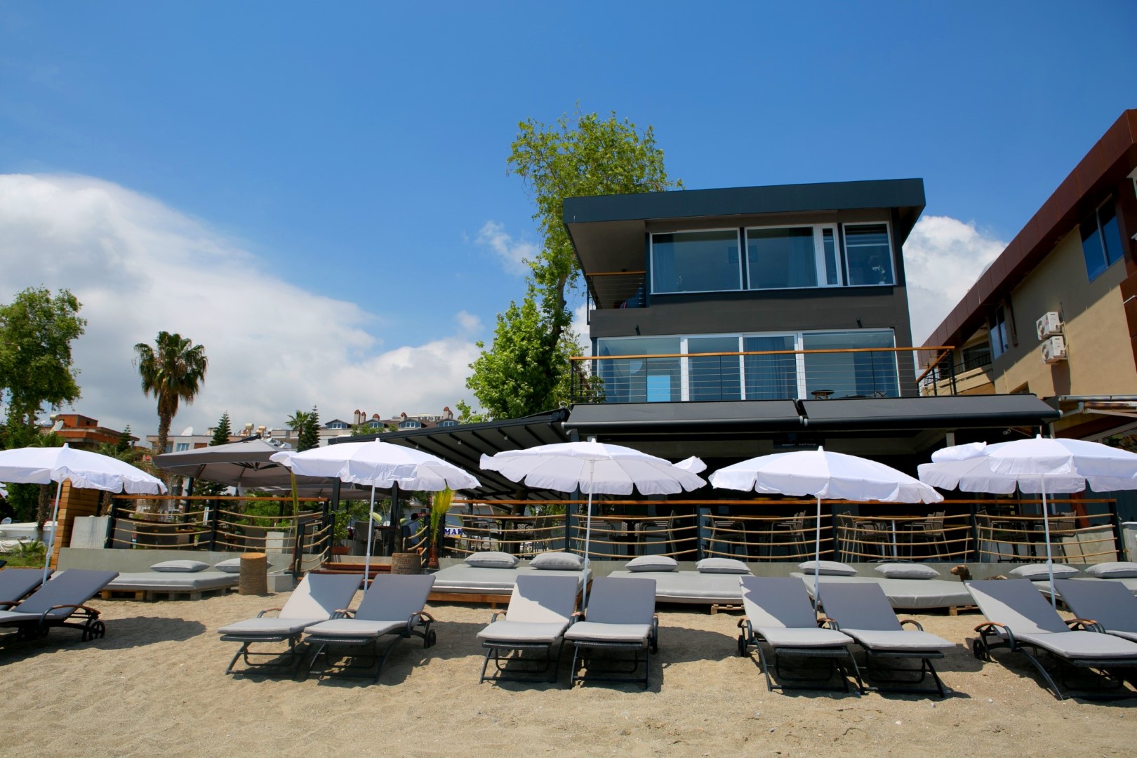 En Vie Beach