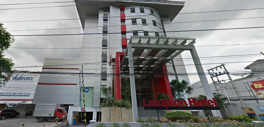 Lampion Hotel Solo