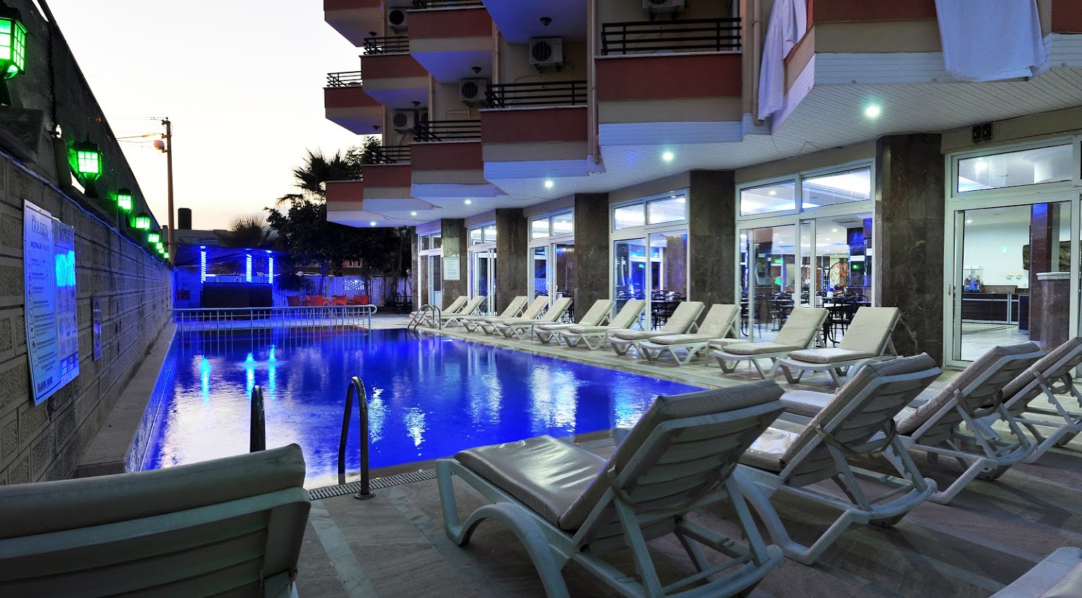 Kleopatra Sun Light (ex. Kleopatra City Hotel; Selvi Hotel)