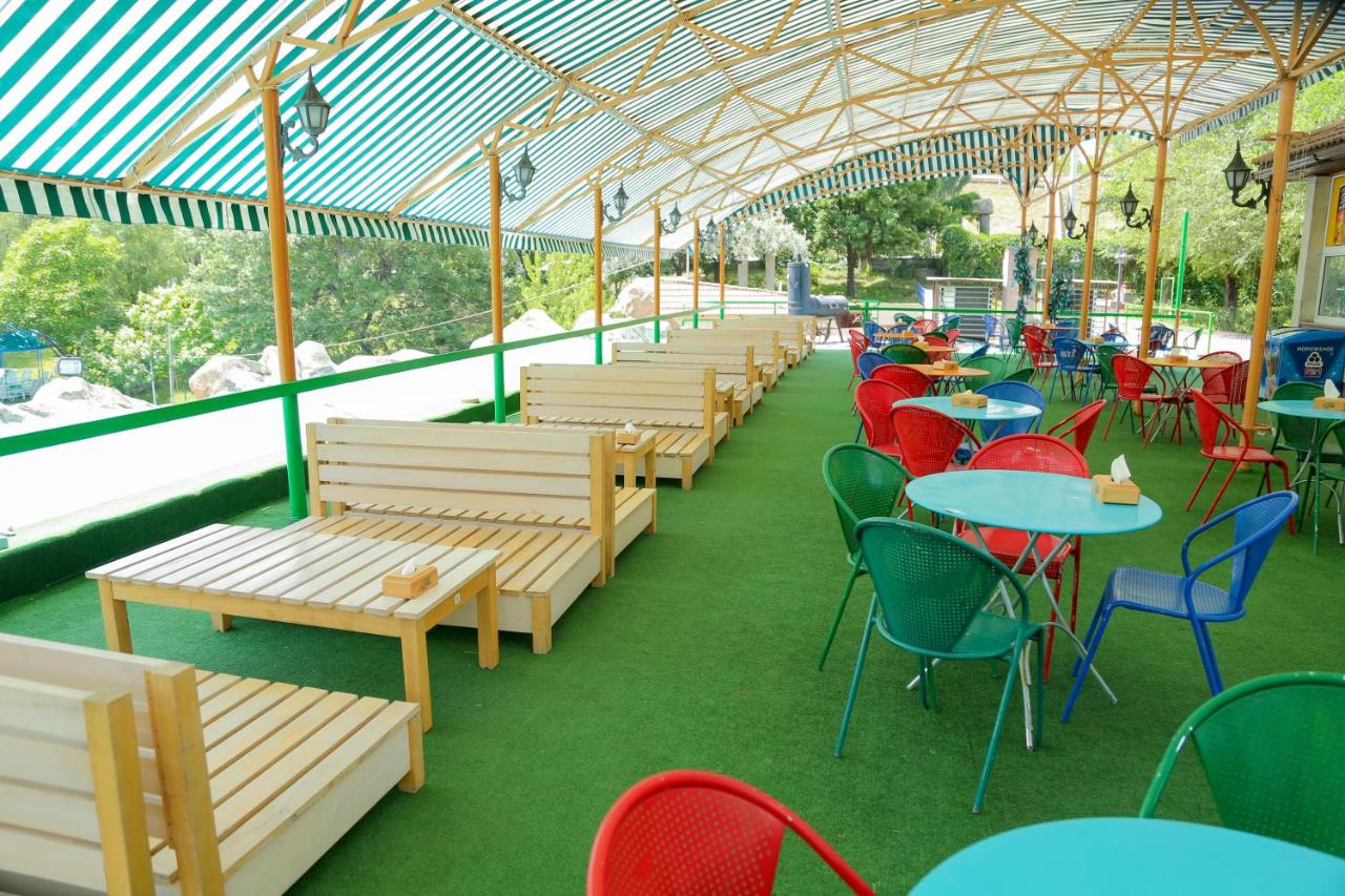Акватек ереван. Aquatek Resort Spa Hotel Ереван. Armenian Hotel. Armenian Village Park Hotel Yerevan. Armenian Village Park Hotel 3*.