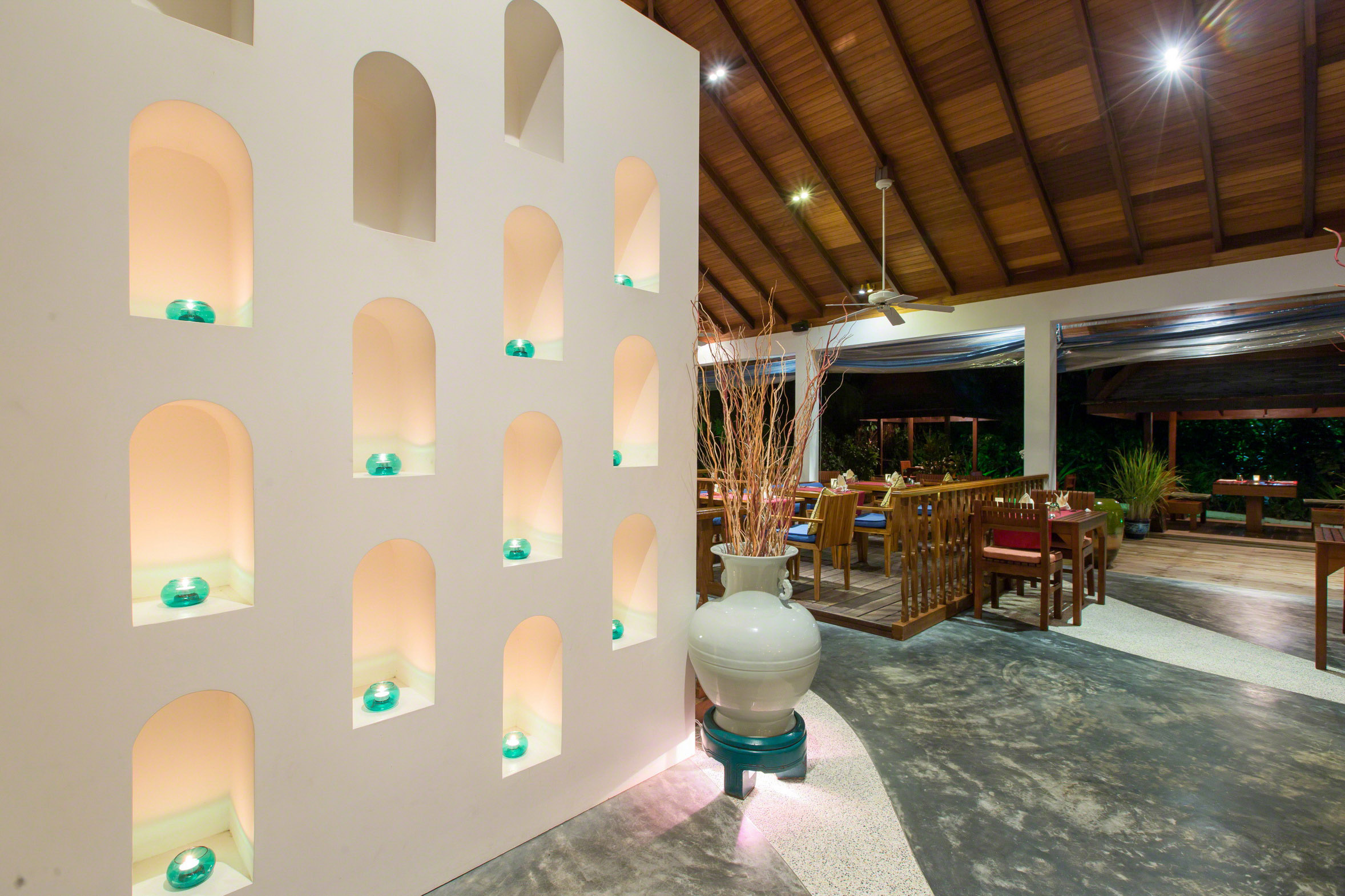 Centara grand island resort. Centara Grand Island. Centara Grand Island Resort & Spa. Centara Grand Island Resort & Spa 5*. Centara Grand Resort & Spa Maldives.