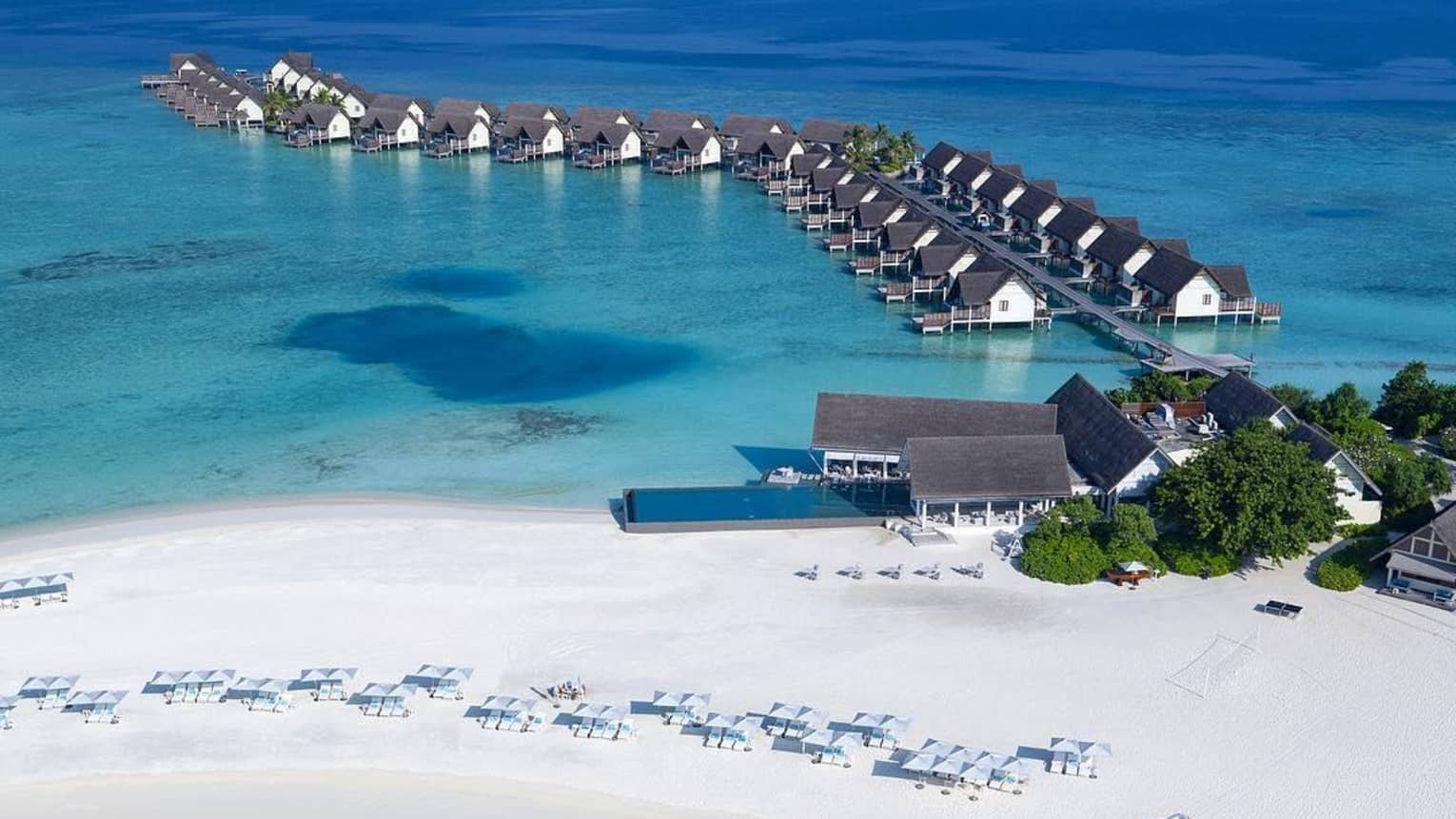 Four Seasons Landaa Giraavaru