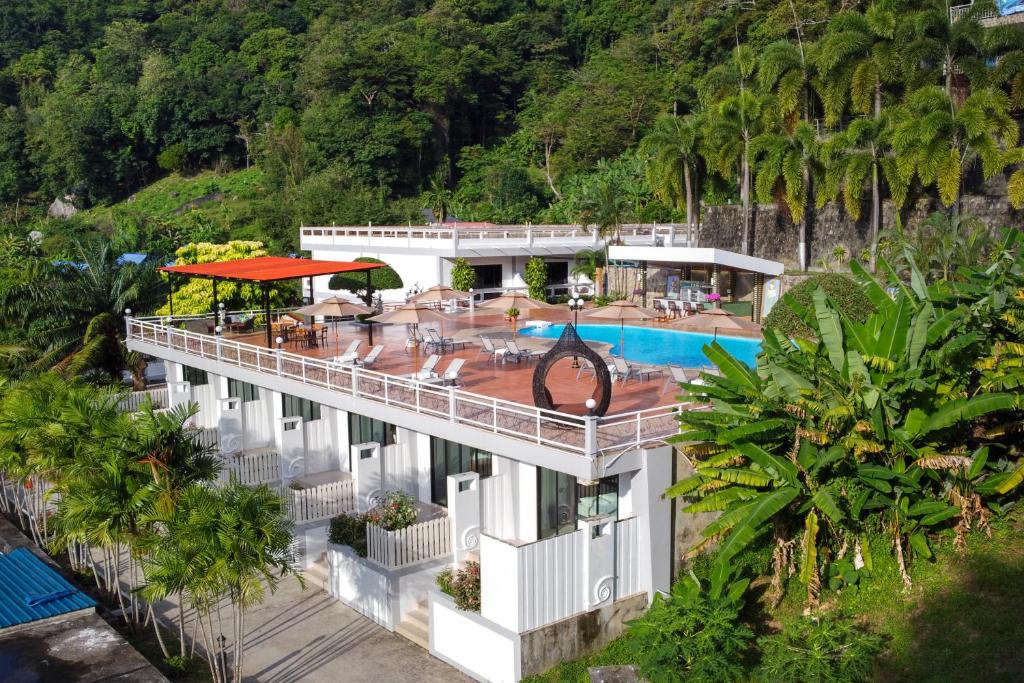 Memory Karon Resort (ex. Manohra Cozy Resort; Karon Hillside) 