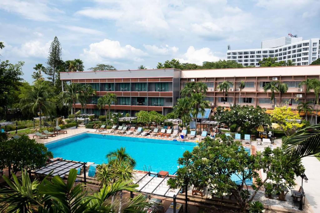 Basaya Beach Hotel & Resort (ex. Centera Beach; Nova Lodge)