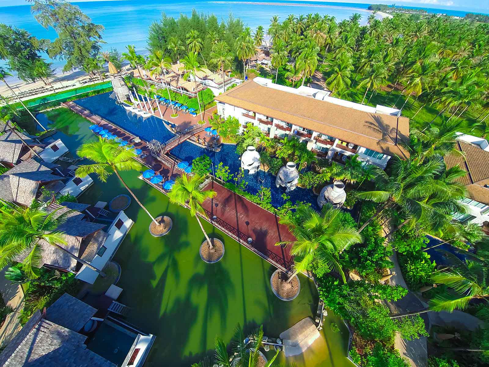 Graceland khaolak beach resort. Graceland khao lak resort & spa 5*. Graceland khao lak beach resort 5 као лак. Graceland khaolak resort spa 5. Graceland khaolak beach resort.