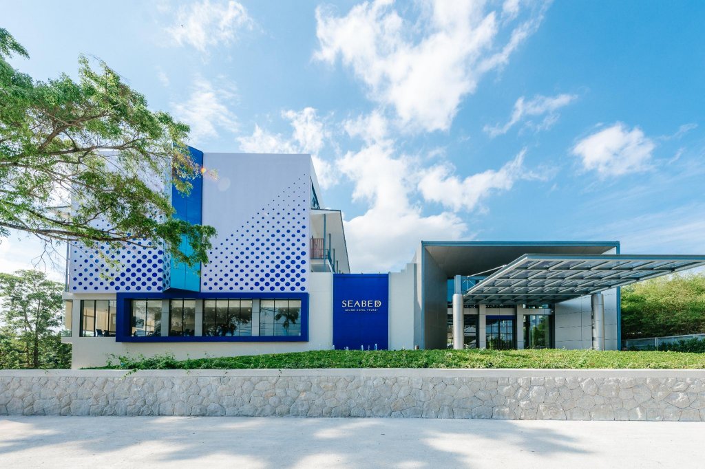 Seabed Grand Hotel Phuket (SHA Extra Plus)