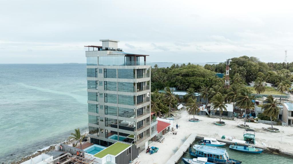 Swarn by Hawks (ex. Clarks Exotica Kamadhoo Maldives)