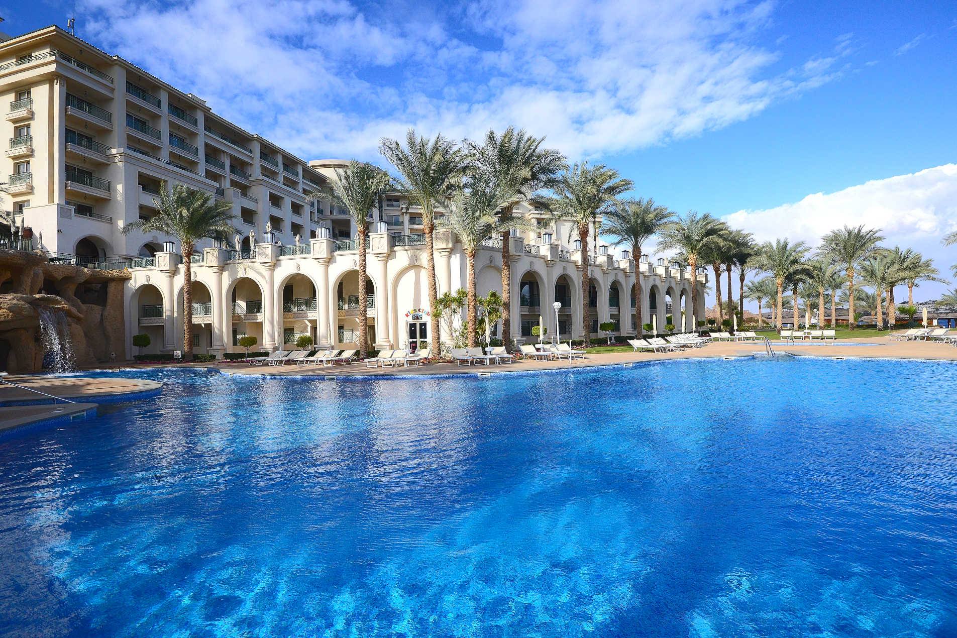 Stella Di Mare Beach Hotel & Spa
