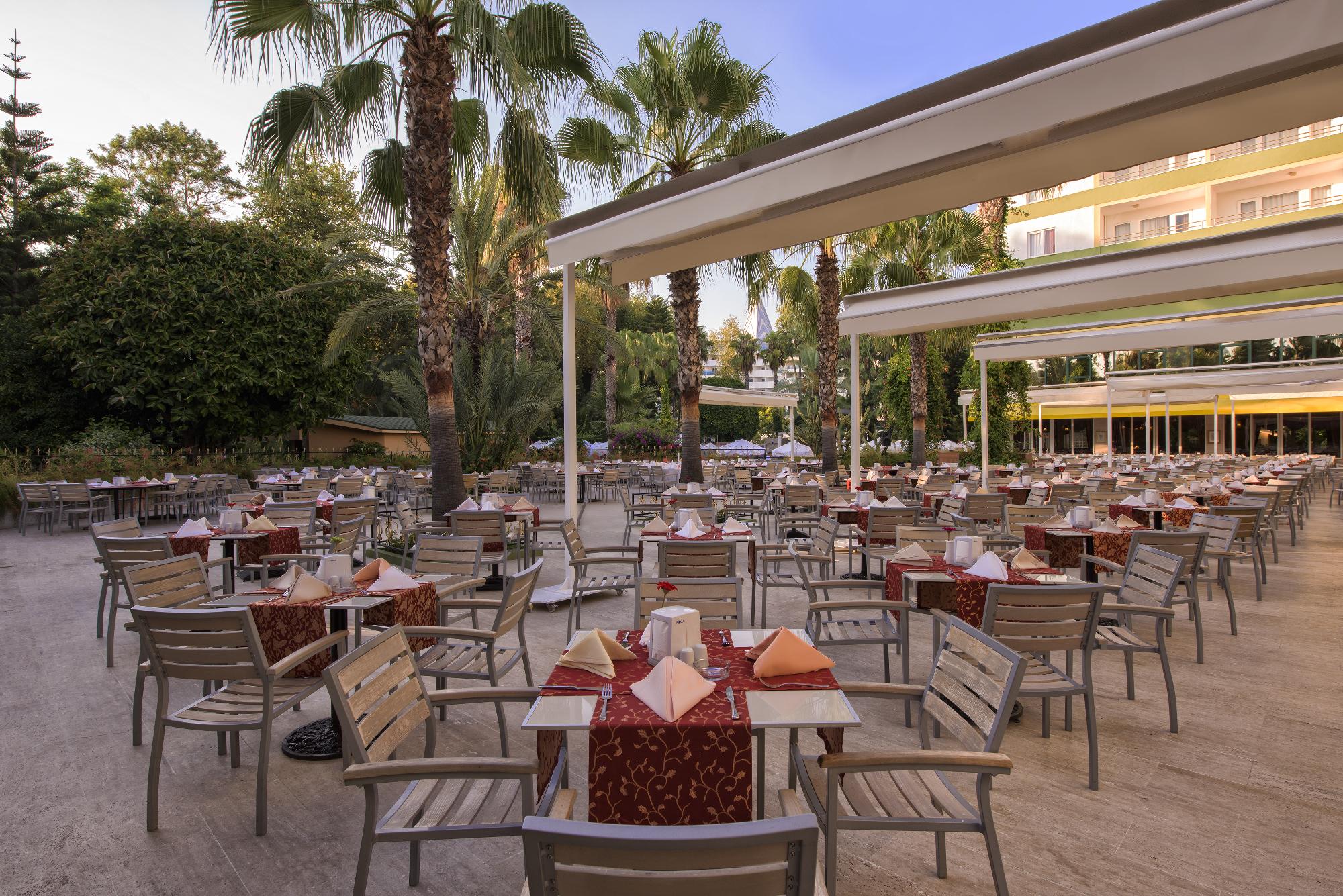 Botanik Hotel & Resort (ex. Delphin Botanik World of Paradise)