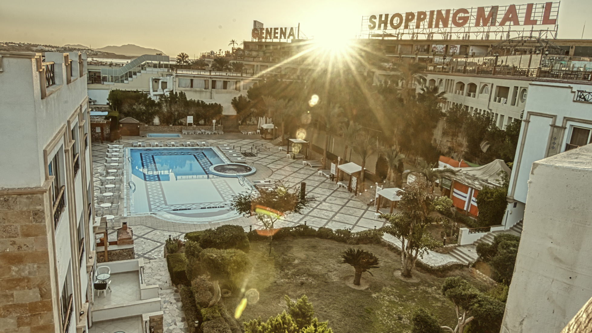 Falcon Naama Star