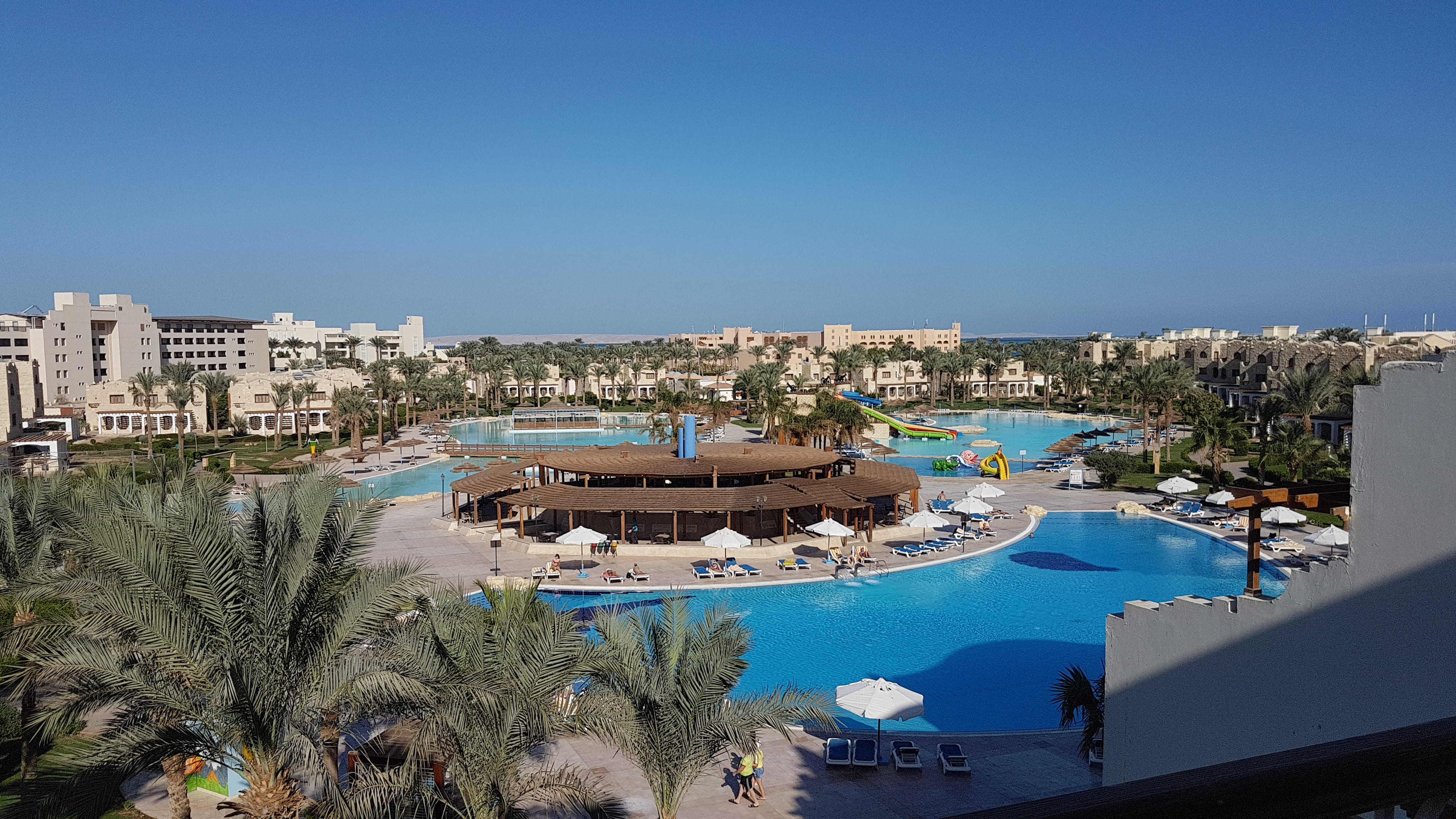 Royal Lagoons Resort & Aqua Park (ех. Premium Blue Lagoon Resort; Pyramisa Blue Lagoon)