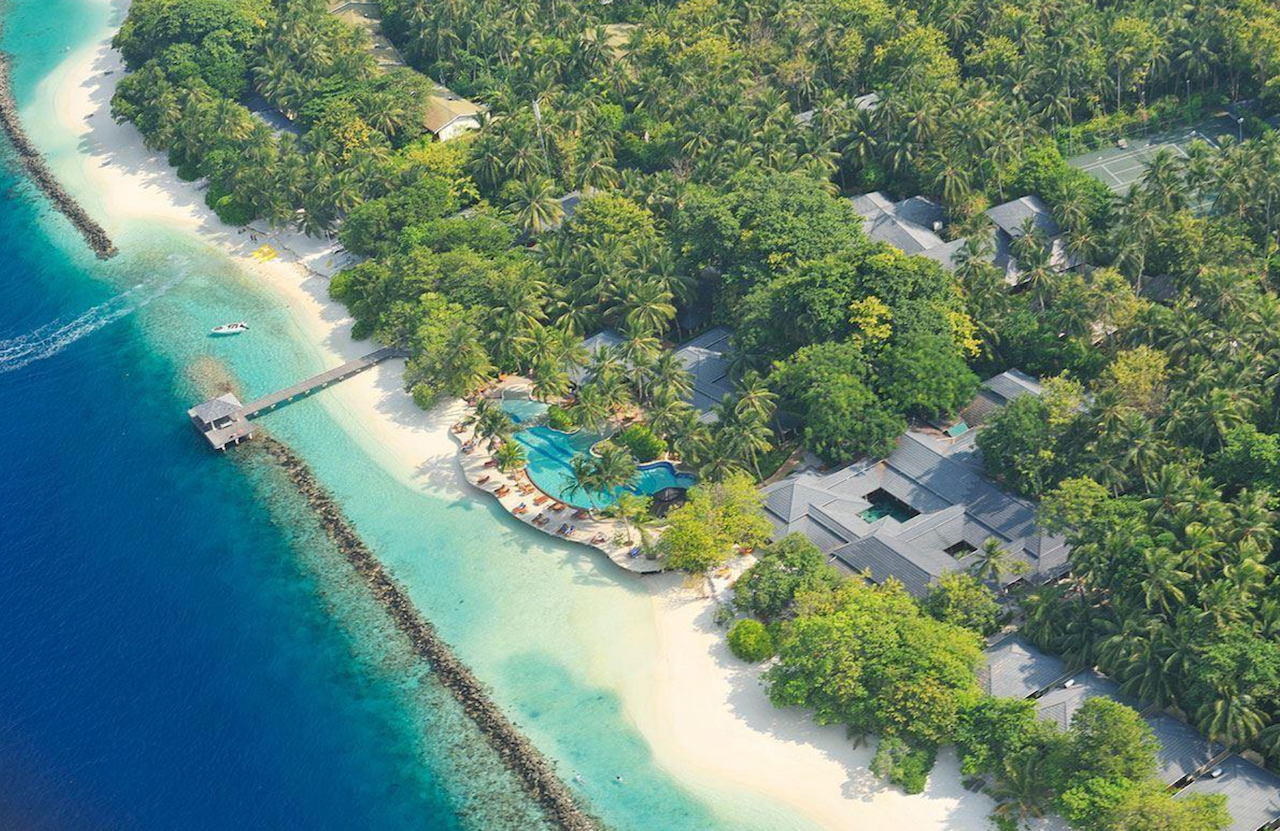 Royal Island Resort & Spa