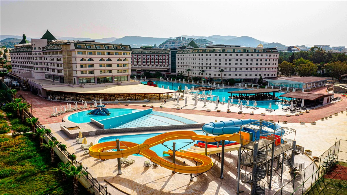 Grand Cortez Resort Hotel & Spa (ex. Bayar Family Resort Hotel Spa; Bayar Resort Hotel)