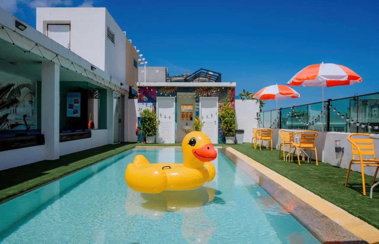 Sun Sea Sand Hotel