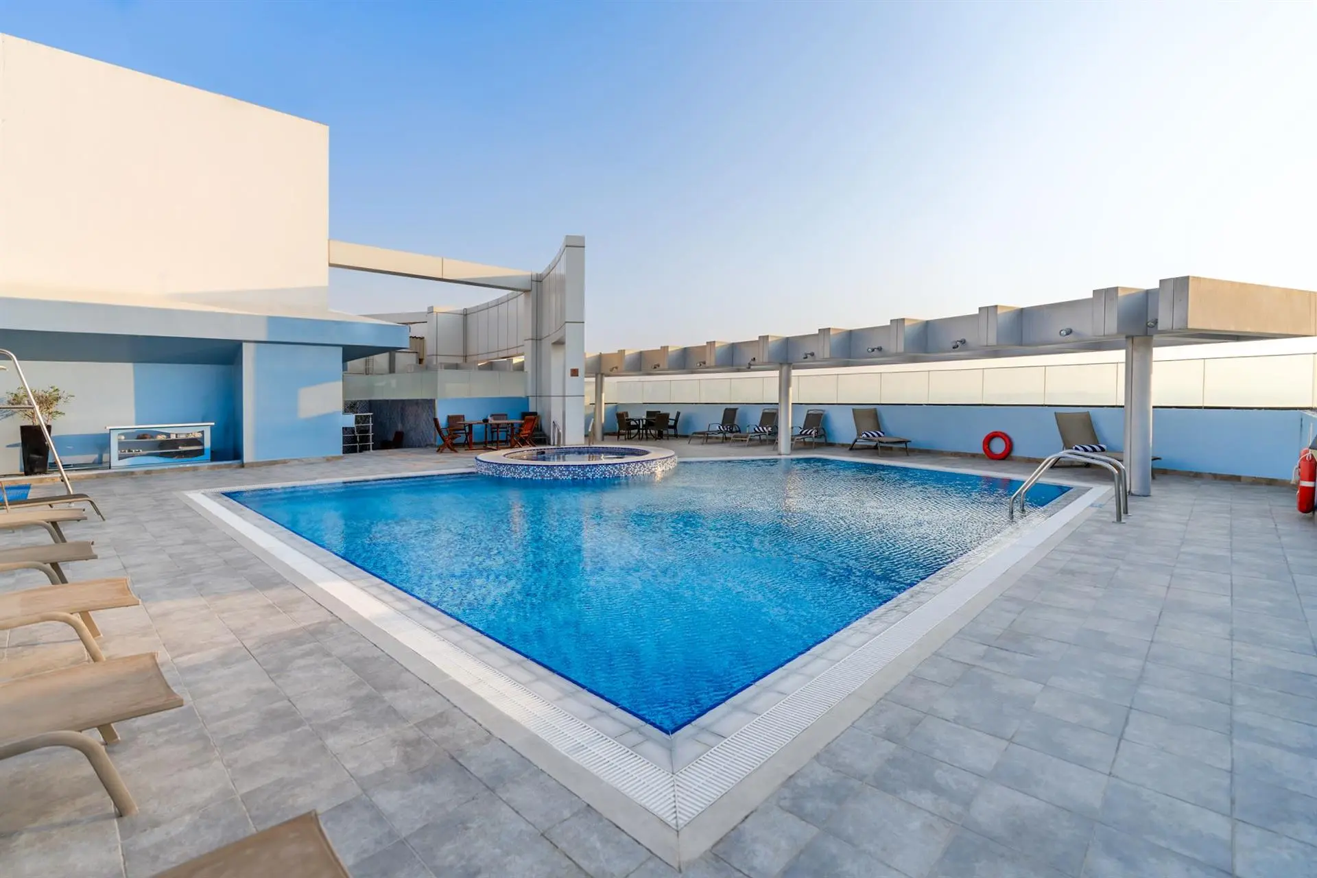 Montreal Barsha (ex. Carlton Al Barsha; Ramada Chelsea Hotel Al Barsha)