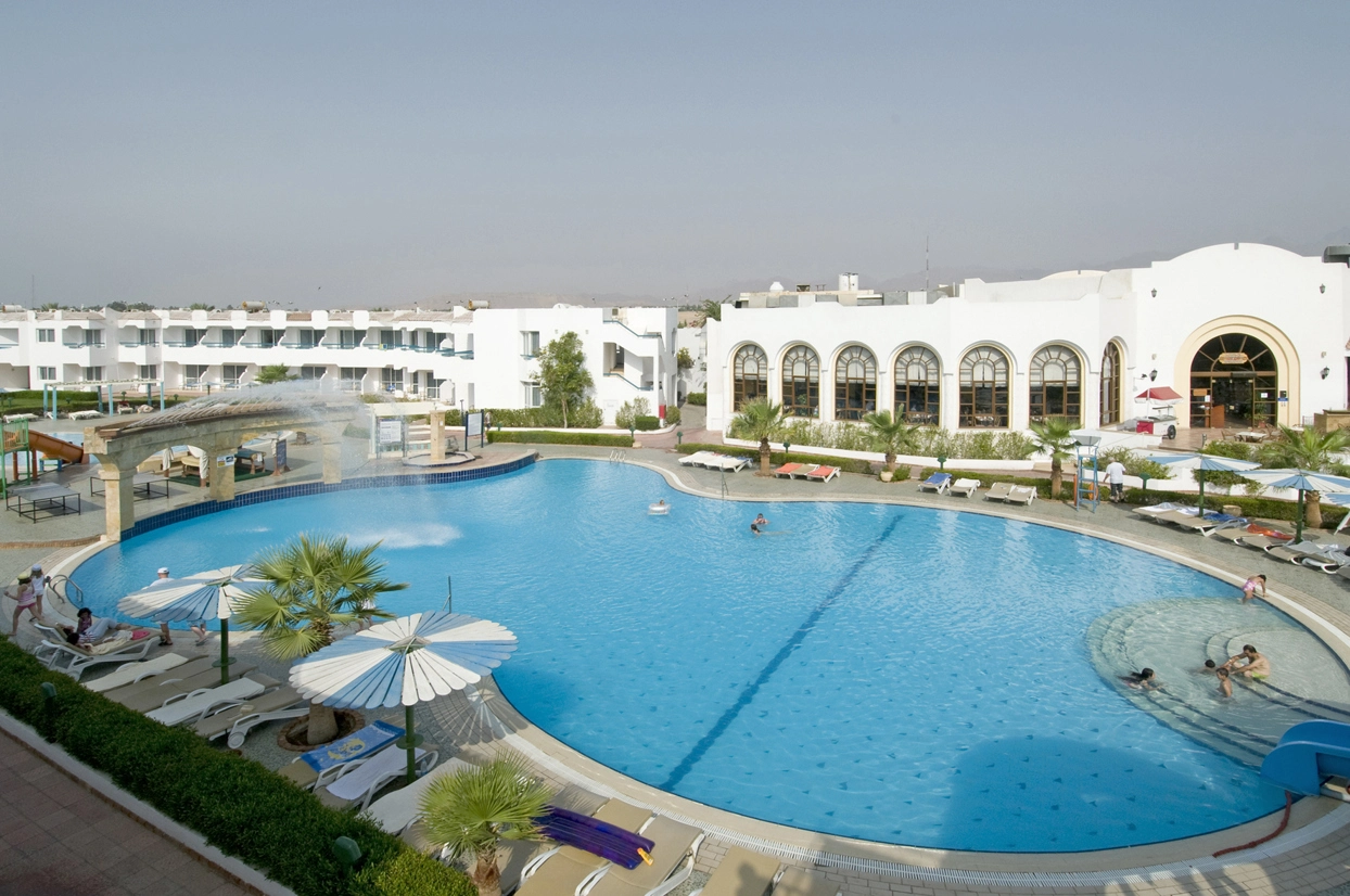 WB TRAVEL Dreams Vacation