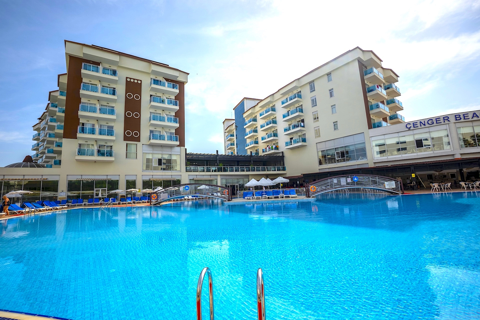 Cenger Beach Resort & Spa