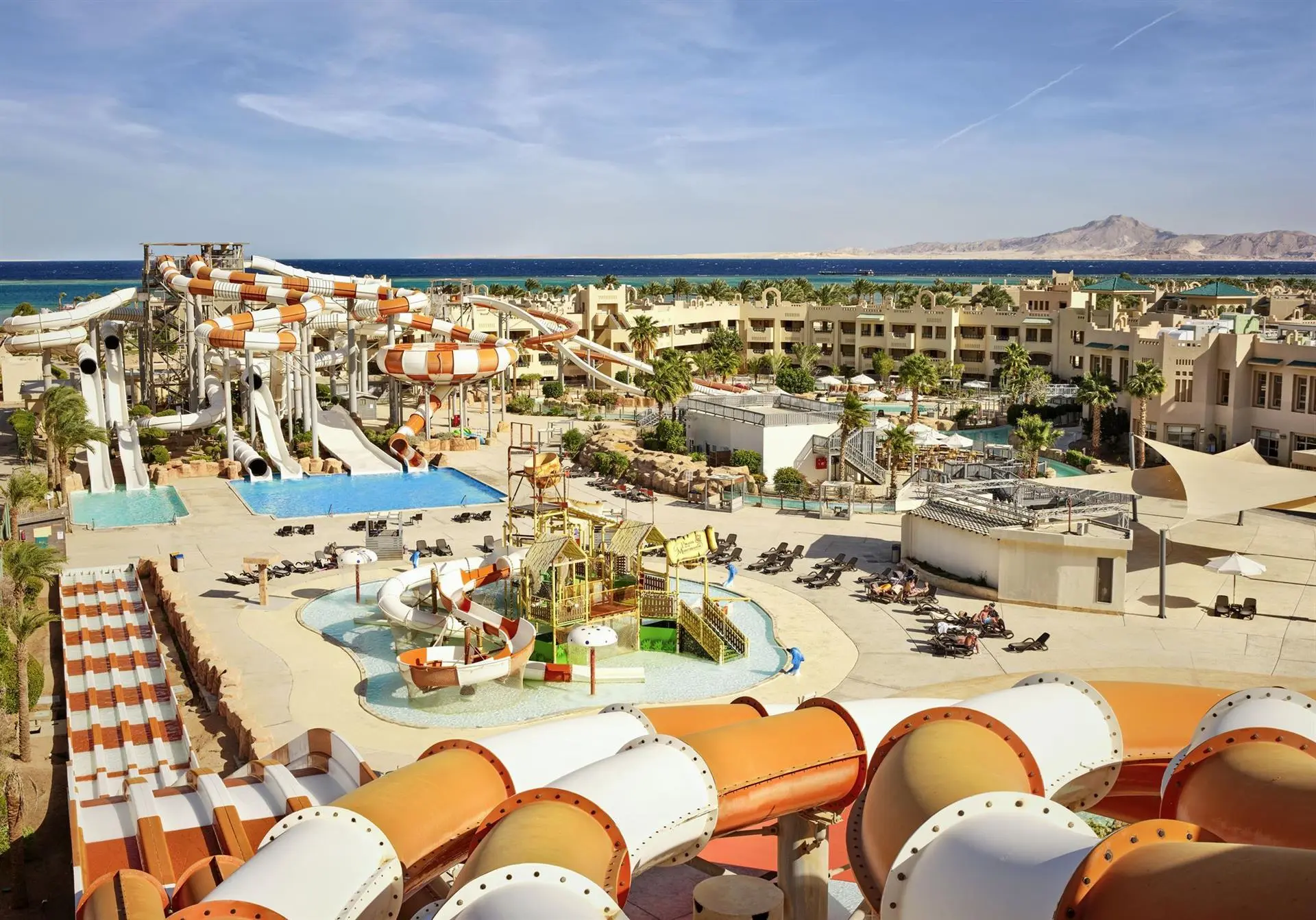 Coral Sea Water World Resort (ex. Coral Sea Oriental Resort)