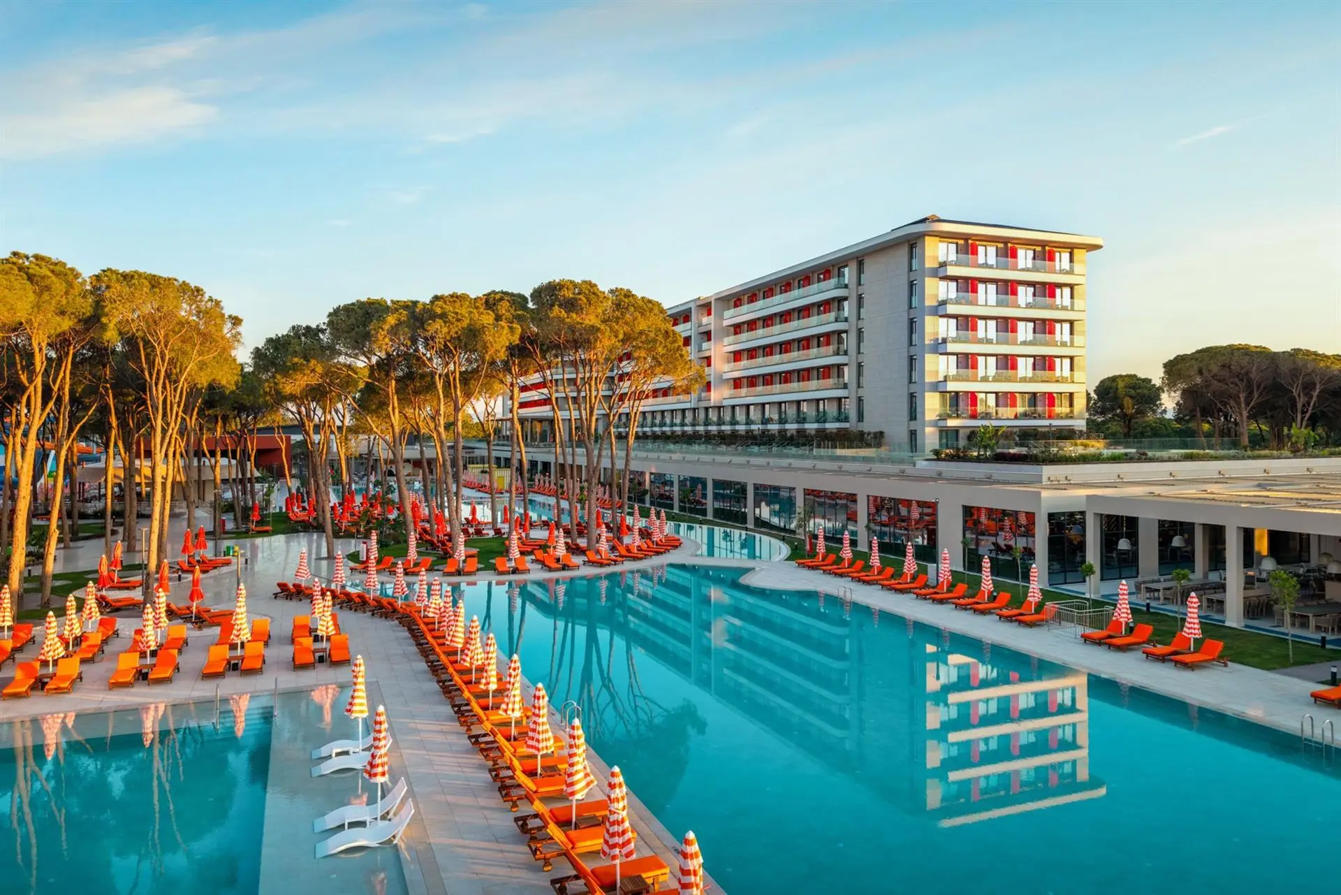 Trendy Perge Resort & Suites