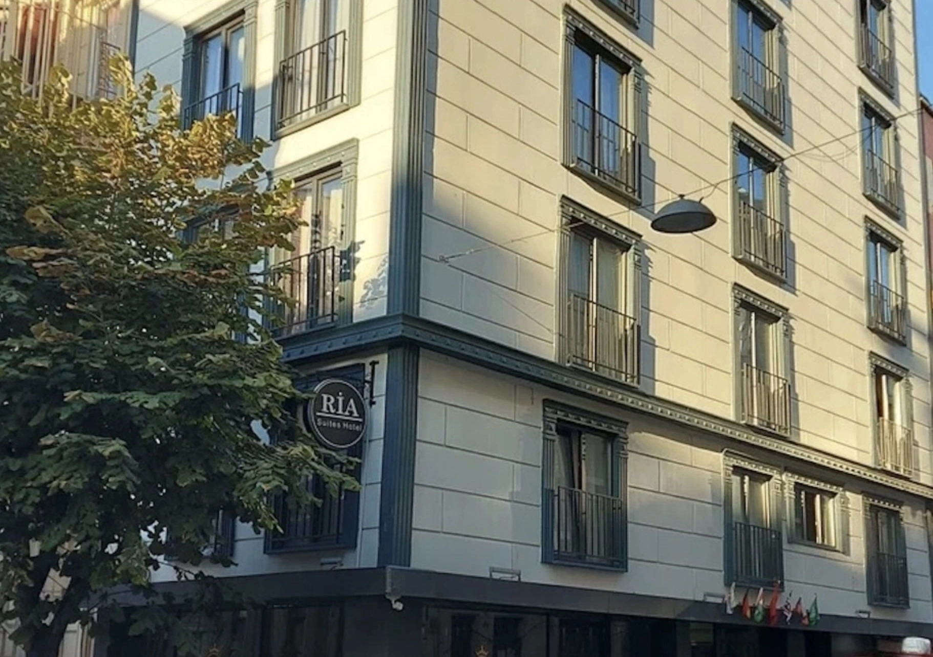 Ria Suites